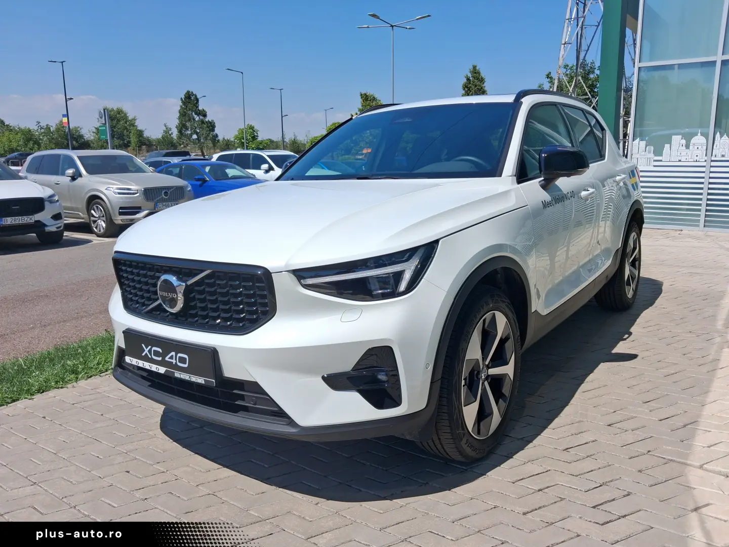 Volvo XC 40 B4 AT FWD MHEV Ultra Dark
