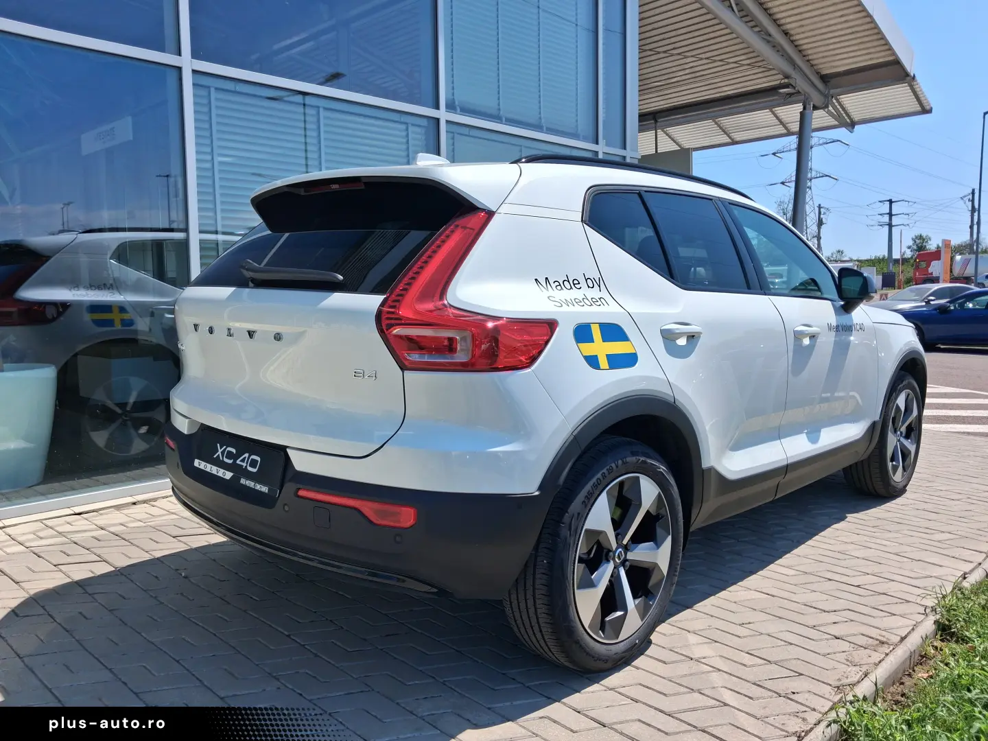 Volvo XC 40 B4 AT FWD MHEV Ultra Dark