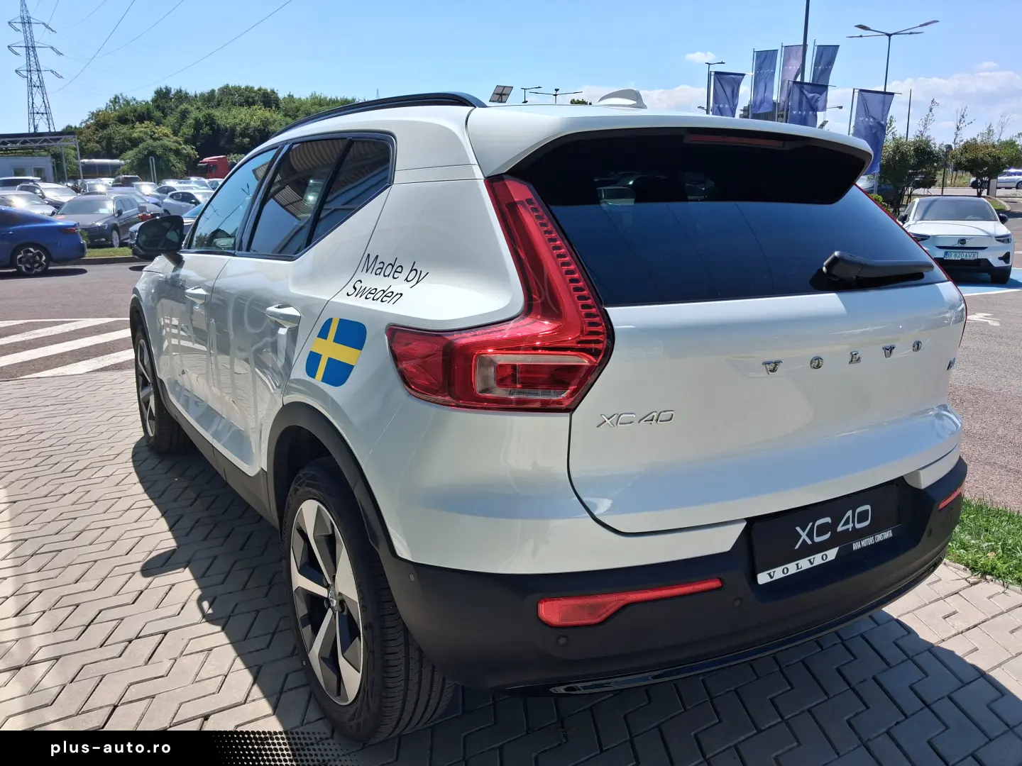Volvo XC 40 B4 AT FWD MHEV Ultra Dark
