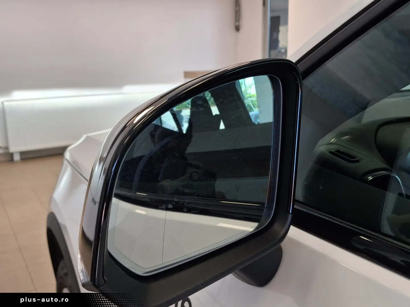 Volvo XC 40 B4 AT FWD MHEV Ultra Dark