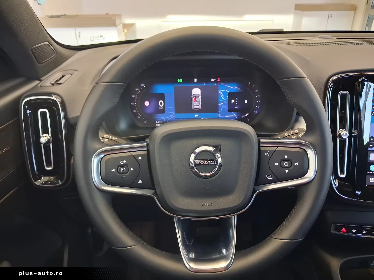 Volvo XC 40 B4 AT FWD MHEV Ultra Dark
