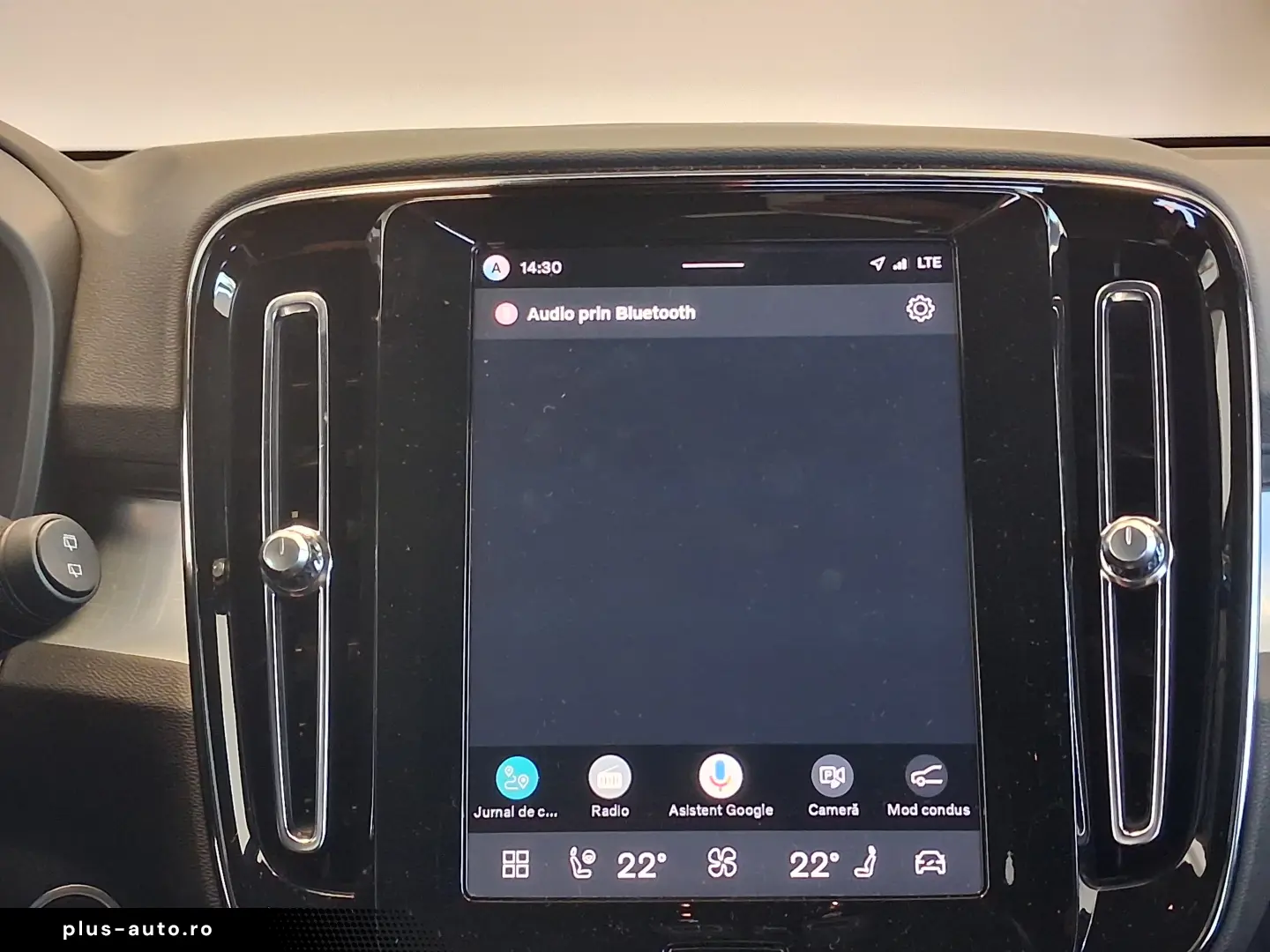Volvo XC 40 B4 AT FWD MHEV Ultra Dark
