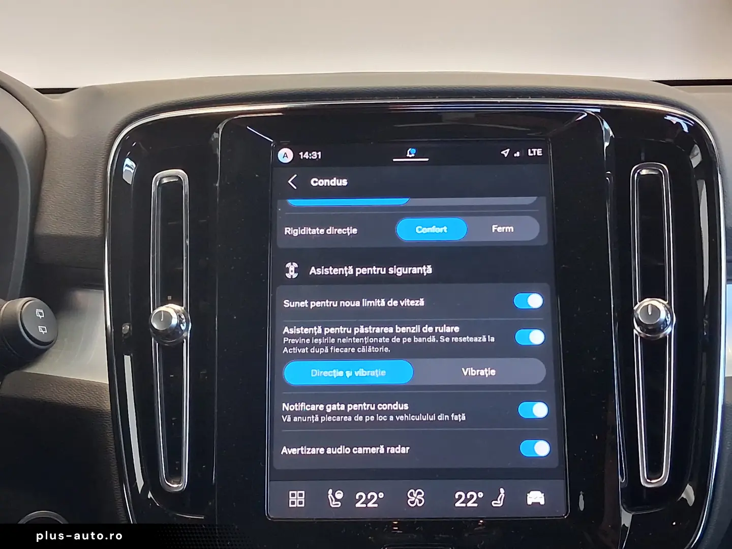 Volvo XC 40 B4 AT FWD MHEV Ultra Dark