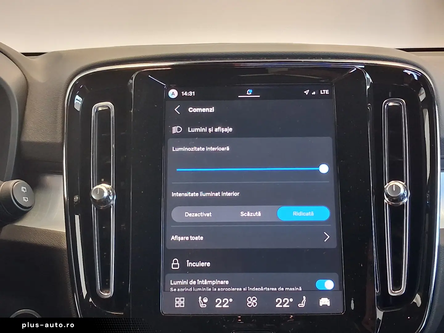 Volvo XC 40 B4 AT FWD MHEV Ultra Dark