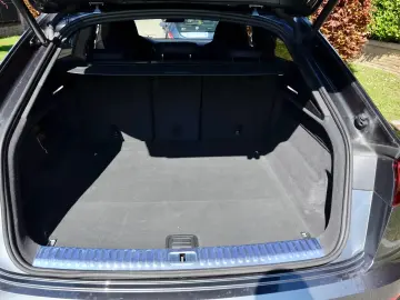 Audi SQ8 4.0 TFSI quattro 507 CP