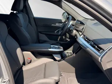BMW X2 sDrive18d M Sport HUD DAProf. Harman Kardon