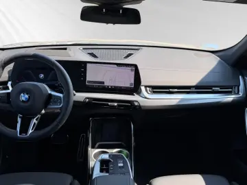 BMW X2 sDrive18d M Sport HUD DAProf. Harman Kardon