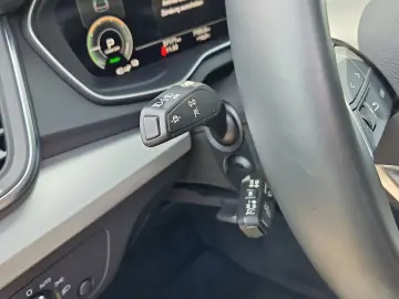 AUDI Q5 50 TFSI e S tronic quattro advanced NaviPlus
