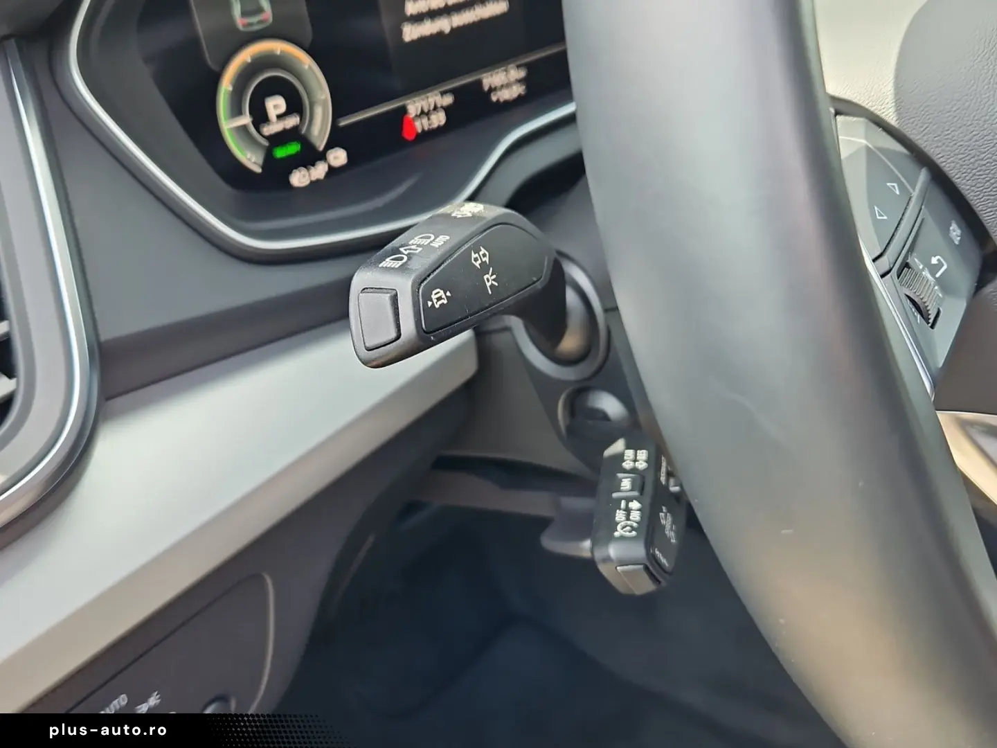 AUDI Q5 50 TFSI e S tronic quattro advanced NaviPlus