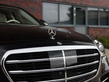 MERCEDES-BENZ S450e   Pano - HUD