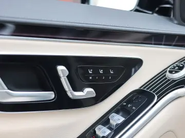 MERCEDES-BENZ S450e   Pano - HUD