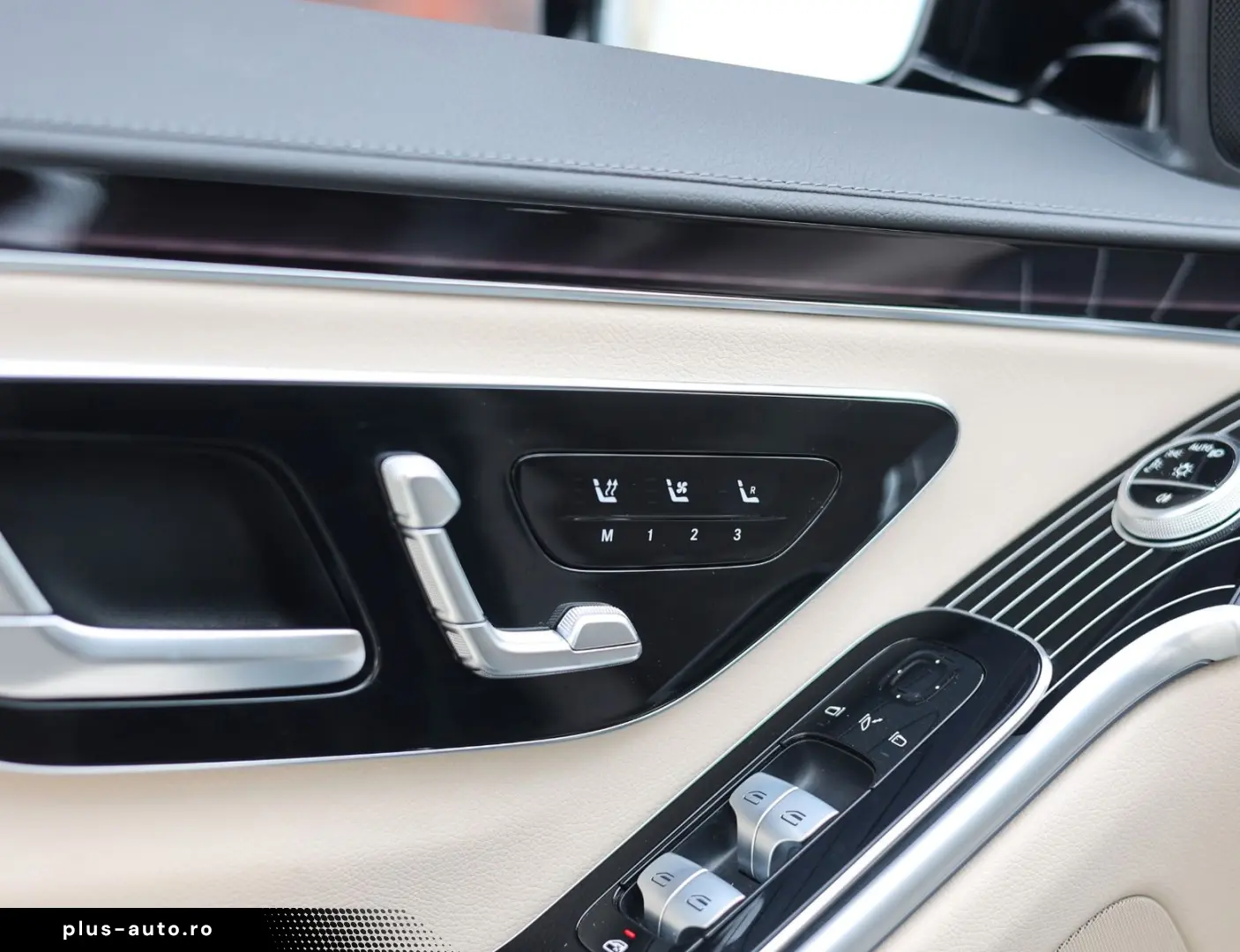 MERCEDES-BENZ S450e   Pano - HUD