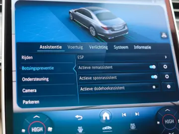 MERCEDES-BENZ S450e   Pano - HUD