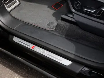 Audi RS Q8 Performance 4.0 TFSI quattro – 640 CP