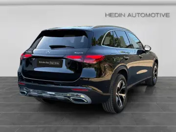 MERCEDES-BENZ GLC 300e 4M AVANTGARDE LED AMBI DISTR KAM SHZ