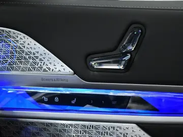 BMW 760e xDrive 571 CP Executive Lounge Masaj