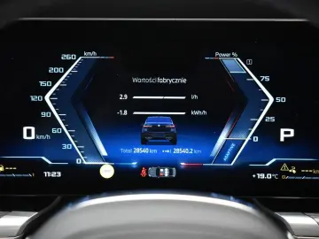 BMW 760e xDrive 571 CP Executive Lounge Masaj