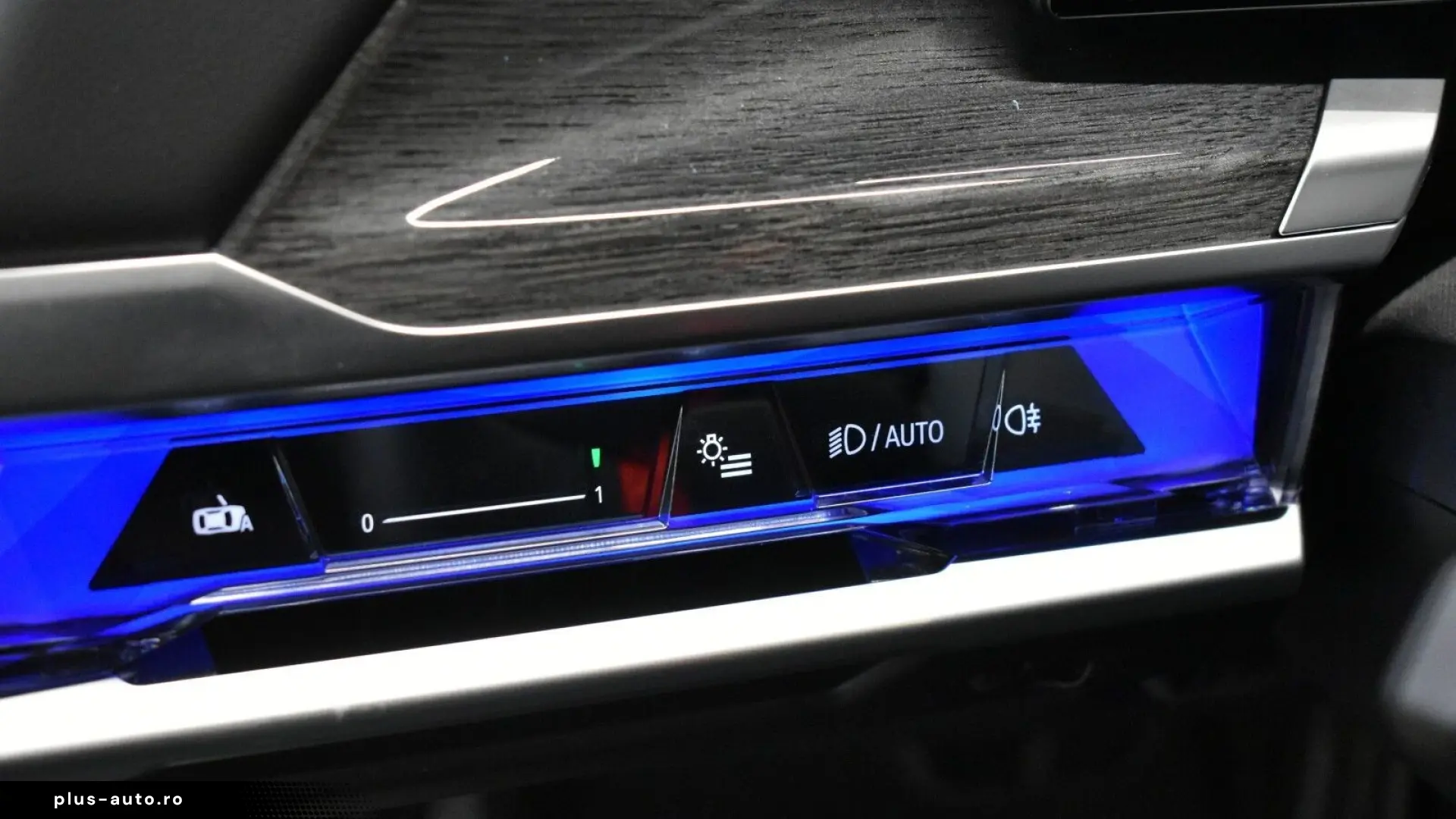BMW 760e xDrive 571 CP Executive Lounge Masaj