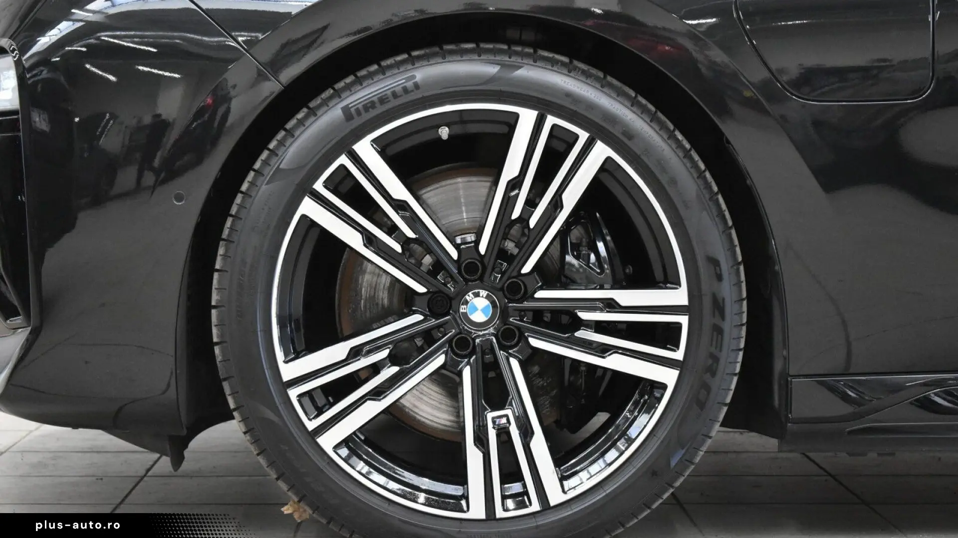 BMW 760e xDrive 571 CP Executive Lounge Masaj