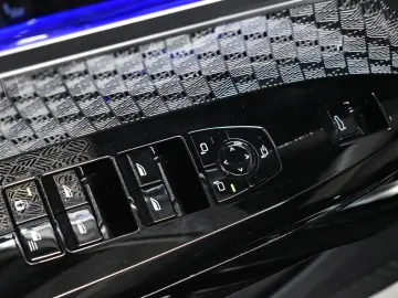BMW 760e xDrive 571 CP Executive Lounge Masaj