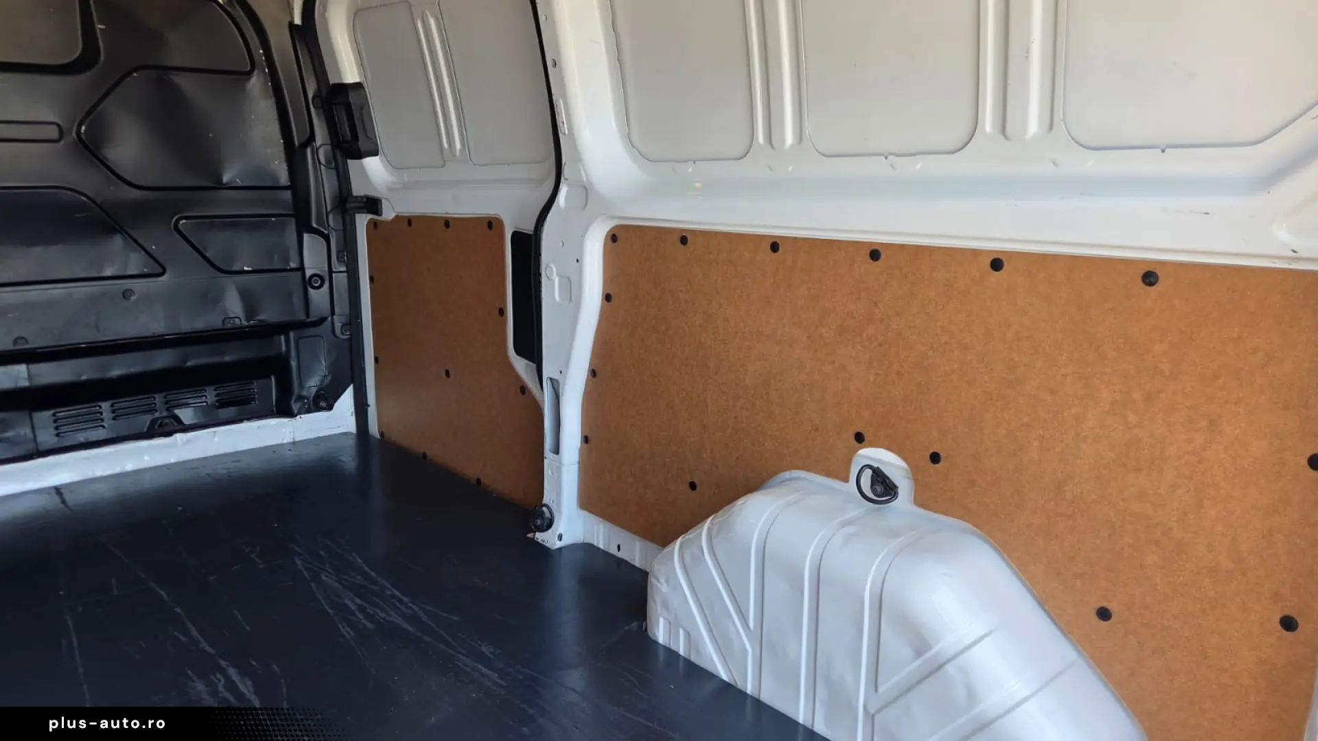 FORD TRANSIT CUSTOM L2H1