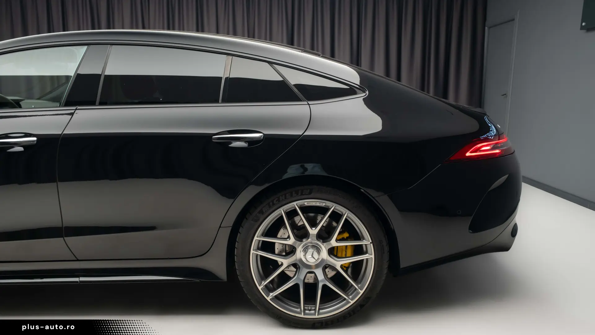 MERCEDES-AMG GT 53 4MATIC