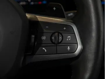 BMW 123 xDrive M-Sport HUD 360