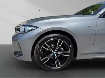 BMW 320d xDrive M Sport Camere 360  ACC
