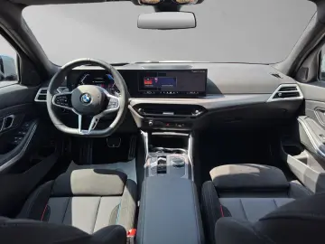 BMW 320d xDrive M Sport Camere 360  ACC