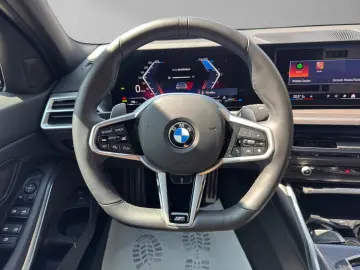 BMW 320d xDrive M Sport Camere 360  ACC
