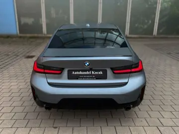 BMW 320d xDrive M Sport Pro Frozen Grau