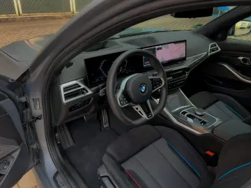 BMW 320d xDrive M Sport Pro Frozen Grau
