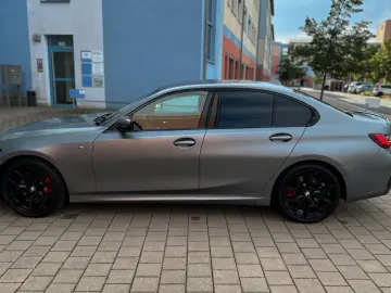 BMW 320d xDrive M Sport Pro Frozen Grau