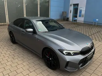 BMW 320d xDrive M Sport Pro Frozen Grau