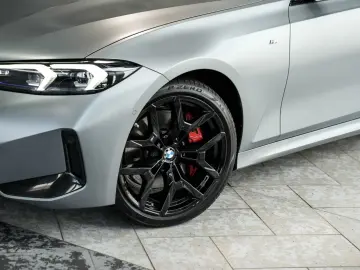 BMW 320d xDrive M SPORT PRO Frozen Grau