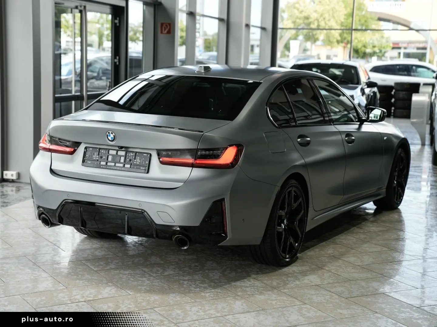 BMW 320d xDrive M SPORT PRO Frozen Grau