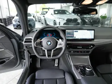 BMW 320d xDrive M SPORT PRO Frozen Grau