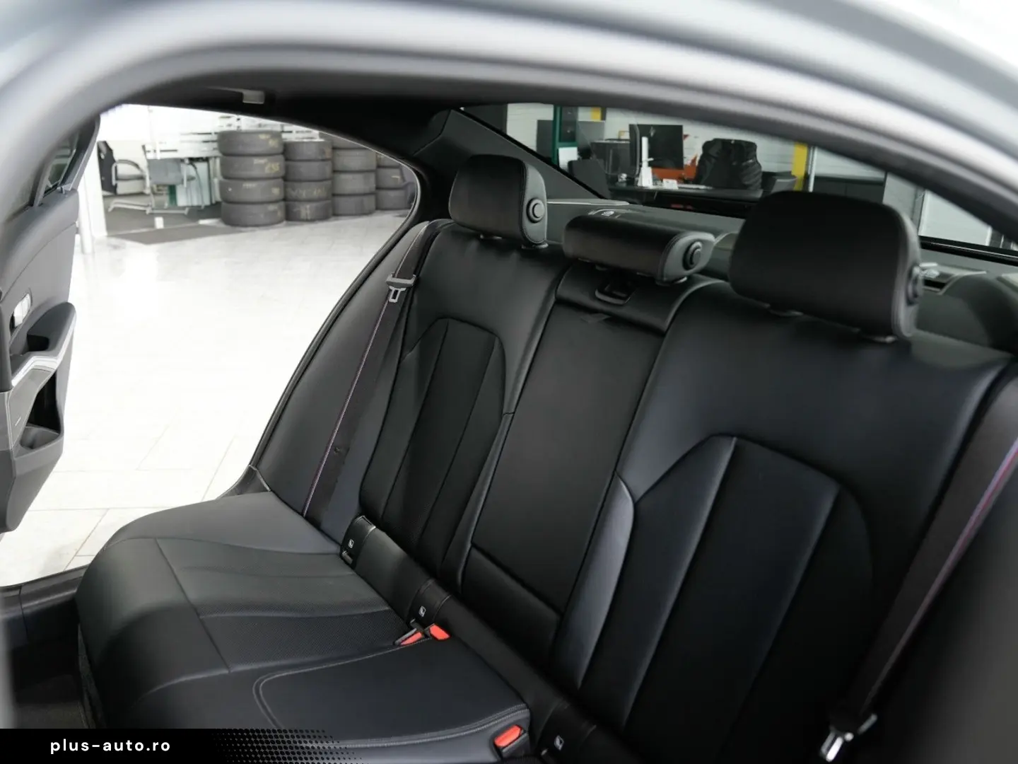 BMW 320d xDrive M SPORT PRO Frozen Grau