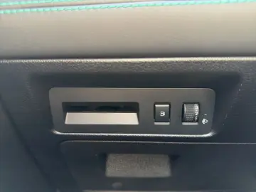 BYD SEAL U 238 kW 1.5 PHEV DM-i Design Allrad Pano
