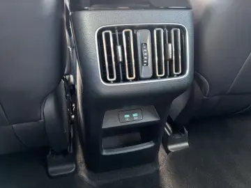 BYD SEAL U 238 kW 1.5 PHEV DM-i Design Allrad Pano