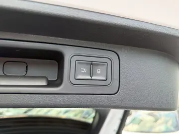BYD SEAL U 238 kW 1.5 PHEV DM-i Design Allrad Pano