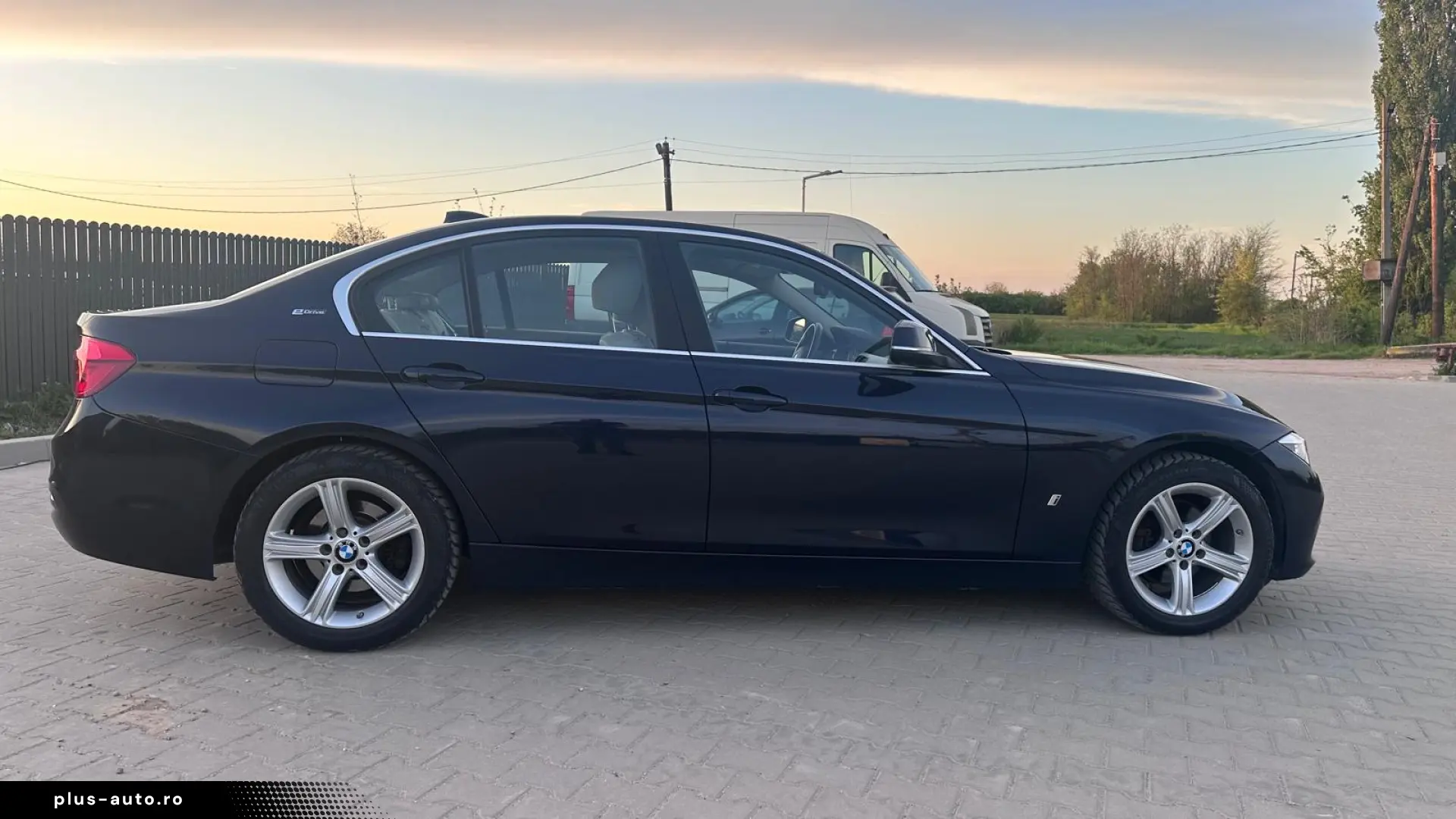 BMW 330E IPERFORMANCE
