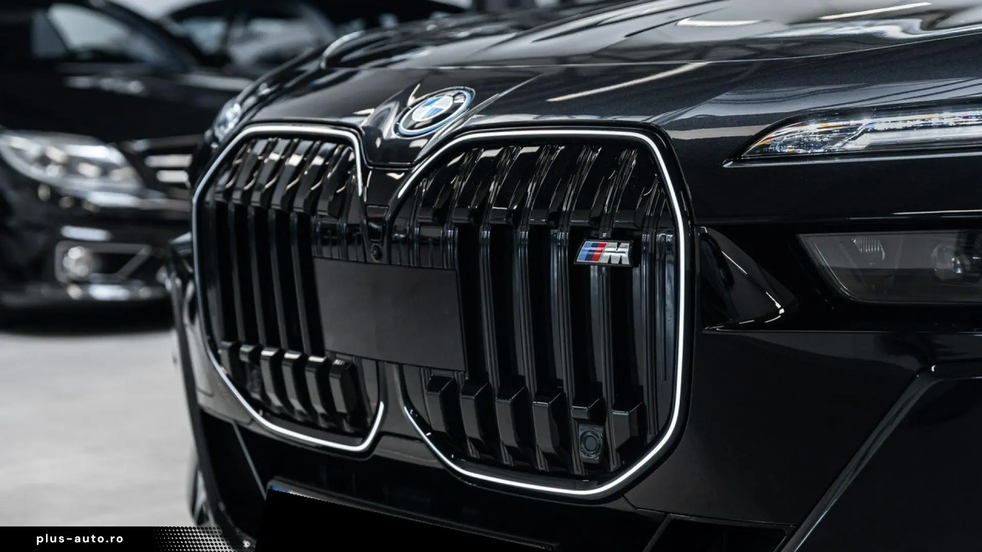 ✨ BMW M760e xDrive   Executive Lounge 571 CP ✨