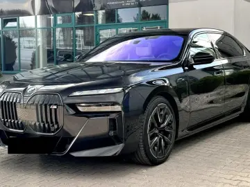 ✨ BMW M760e xDrive   Executive Lounge 571 CP ✨