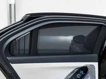 ✨ BMW M760e xDrive   Executive Lounge 571 CP ✨