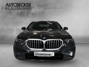 BMW 530e xDrive LIMO 19''LM LC PROF PANO SITZLÜFT 3