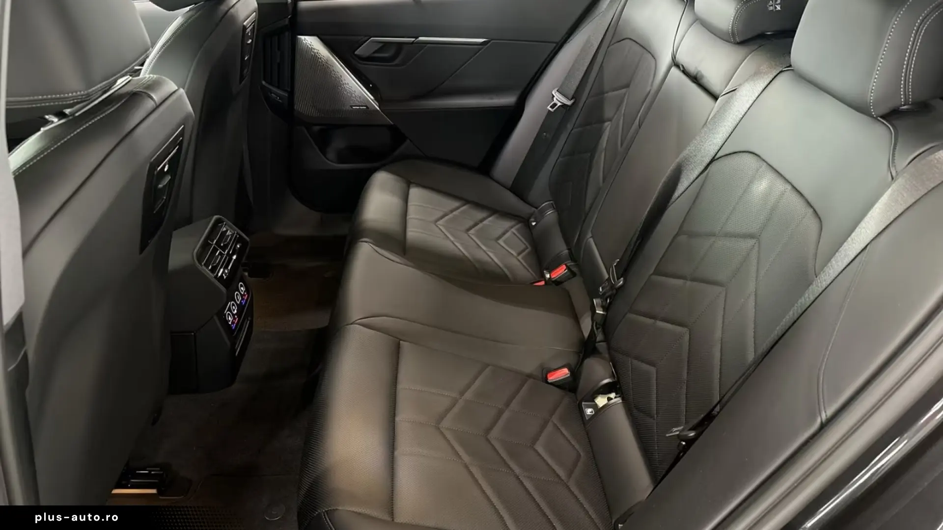 BMW 530e xDrive LIMO 19''LM LC PROF PANO SITZLÜFT 3