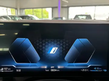 BMW 530e xDrive LIMO 19''LM LC PROF PANO SITZLÜFT 3