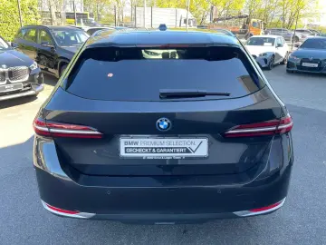 BMW 530e xDrive Touring    Autobahnass. 360  H&K HUD