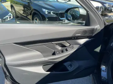 BMW 530e xDrive Touring    Autobahnass. 360  H&K HUD
